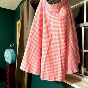Hearts and Found pink and white gingham circle skirt🎀🎀